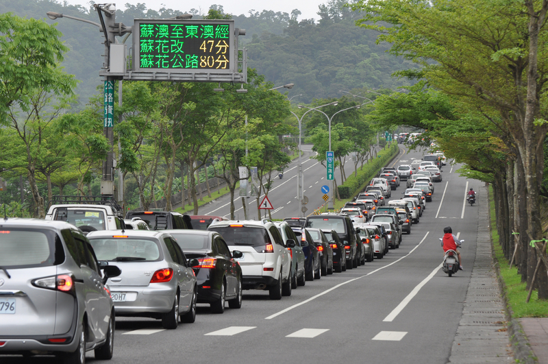 台湾経済最前線（2018/11/01）台湾最大の自動車メーカー「国瑞汽車」、1カ月3～5日の賃金「3割引き有給休暇」