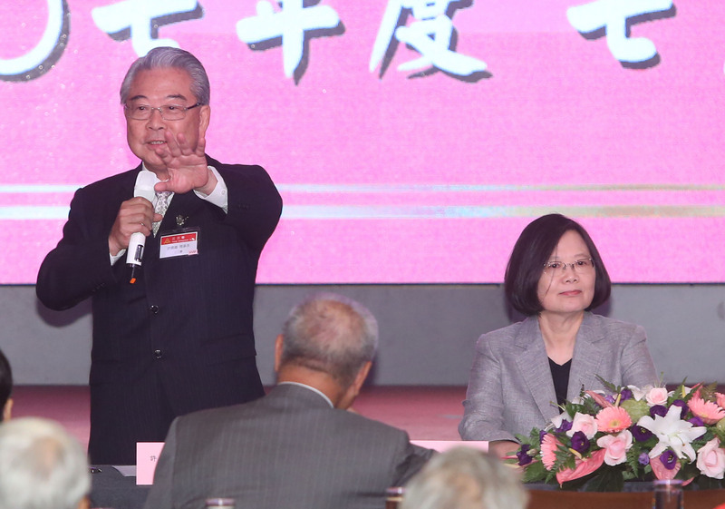 対外関係（2019-01-09）許勝雄氏に日本から「旭日重光章」授与、台日の経済交流促進に寄与
