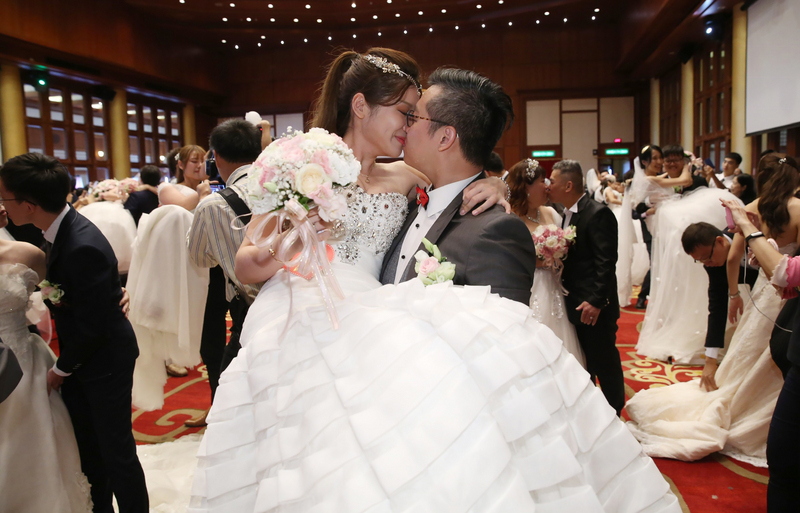 GO GO台湾 - 2019-06-08　台湾の結婚事情、結婚写真、変身写真
