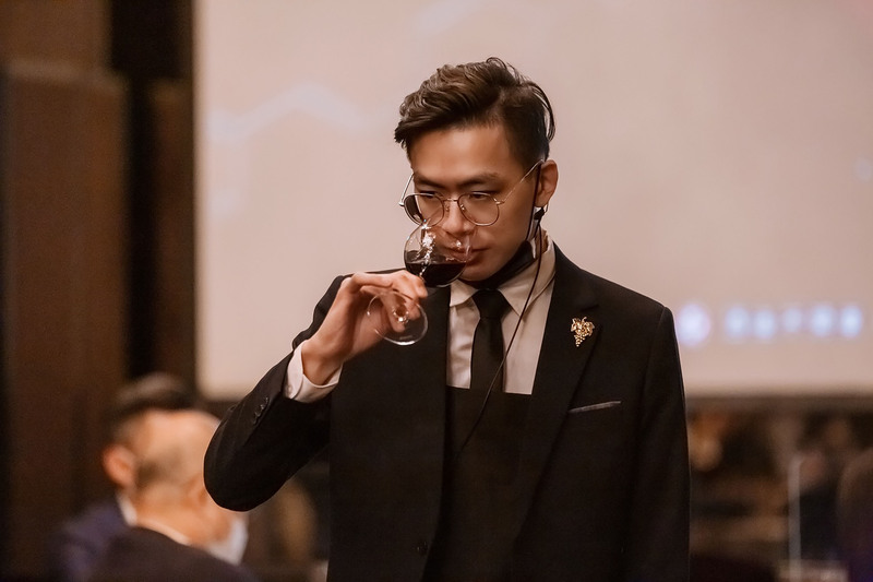 台湾ソフトパワー - 2022-09-06_台湾初のミシュラン・スター・ソムリエ、林允順さん