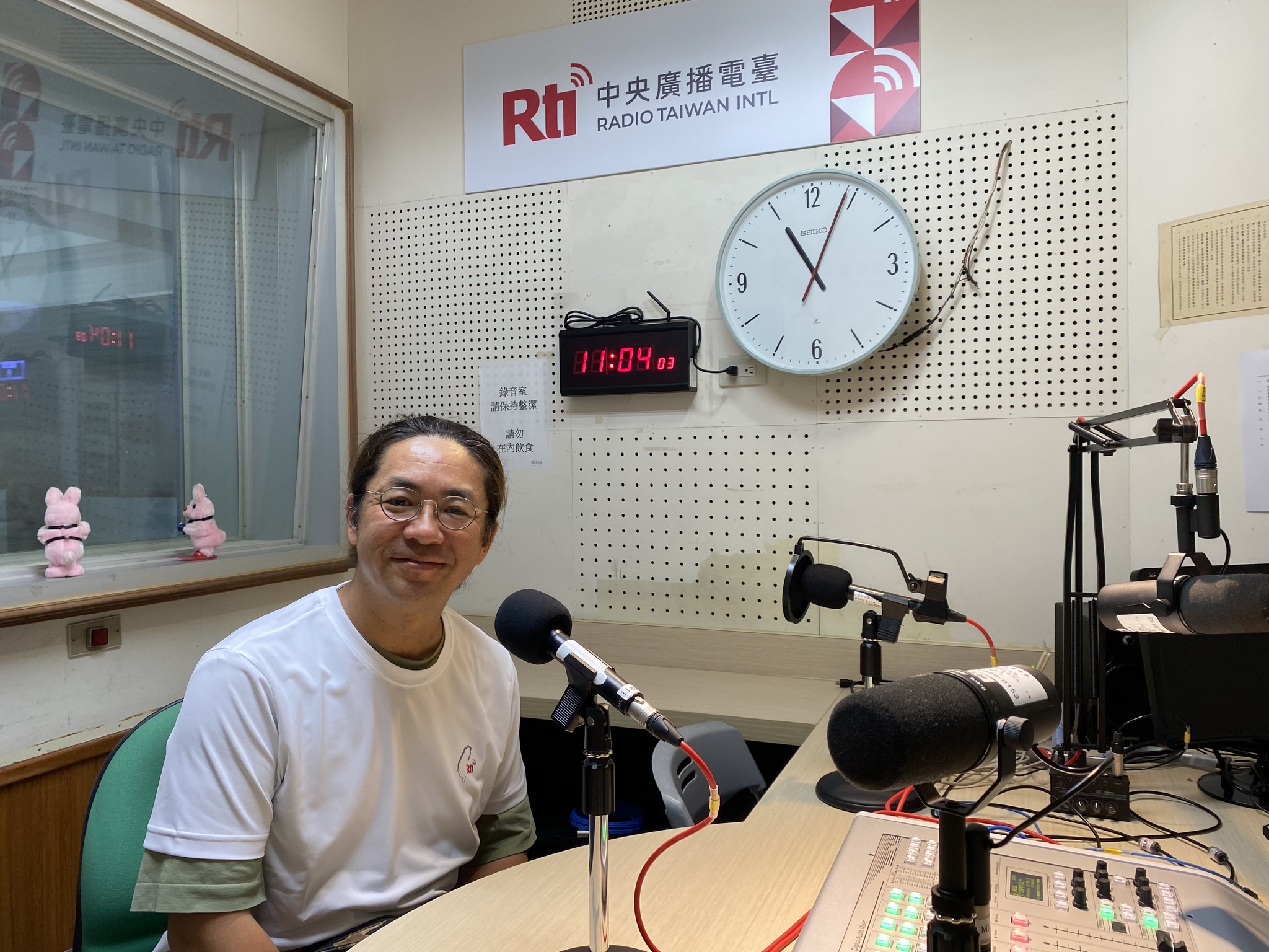 お便りありがとう - 2025-05-16_日本の万年筆と水彩画のスケッチャー、璃寛さんへのインタビュー