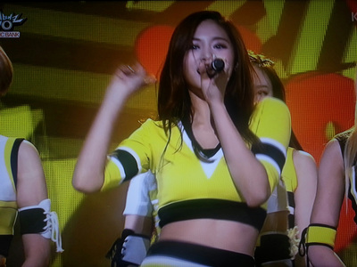 文化の台湾（2015/11/6）韓国でデビュー、台南出身の16歳・周子瑜