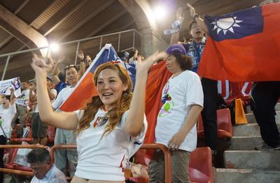 スポーツオンライン（2015/11/14）サッカー(W杯2次予選)、野球(プレミア12）
