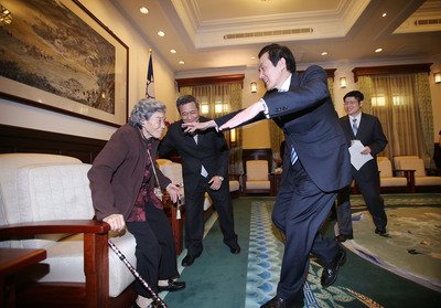 外交部：日本は台湾の元慰安婦への謝罪と賠償を