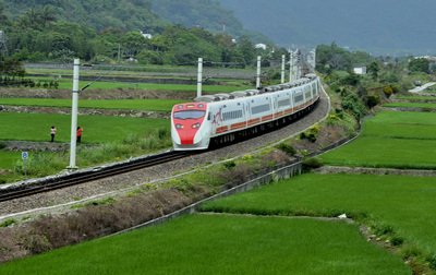 台湾鉄道、西部幹線のタロコ号に代えてプユマ号