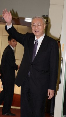 呉・副総統がバチカン市国の「列聖式」に出発