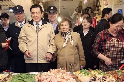 馬・総統の母親、息子に看取られ92歳で死去