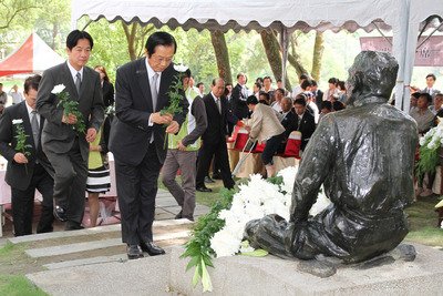恒例、八田與一氏の追悼式に台日400人