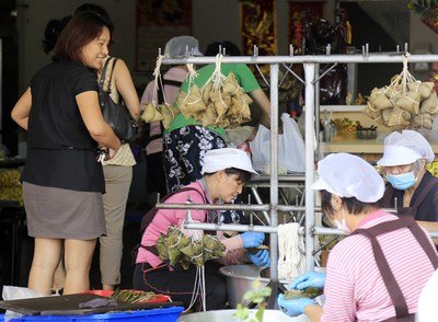 消費者信頼感指数、5月は過去6番目の高さ
