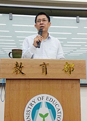 論文偽造疑惑波及で蒋・教育部長が辞任