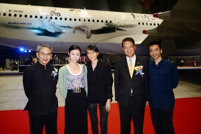 中華航空が雲門舞集特別塗装機を就航