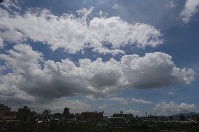 台風12号、30日夜にも台湾に影響か