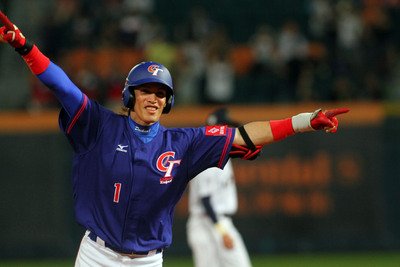 陽岱鋼選手「台湾デー」で高雄にエール