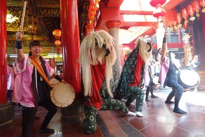 高雄加油！日本の獅子舞で高雄市にエール