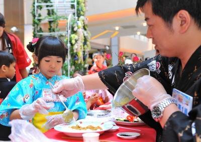 台湾の父親、子どもと接する時間が減少傾向