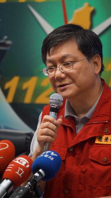 行政院、杜紫軍氏を新経済部長に