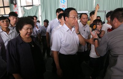 行政院長と高雄市長、22日に石化業で会談