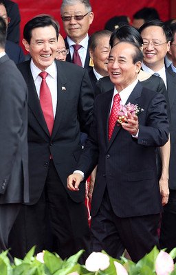 立法院長：法案の審議を加速