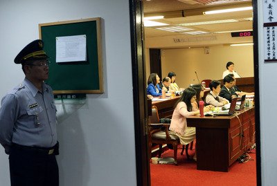馬・総統、危機を転機へと呼びかけ