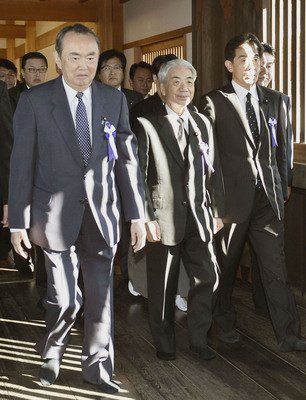 外交部：靖国参拝は地域の発展に無益で遺憾