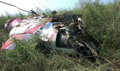 空軍雷虎チームが接触事故で墜落、1人死亡