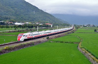 台湾鉄道、台湾一周最後の電化工事着工