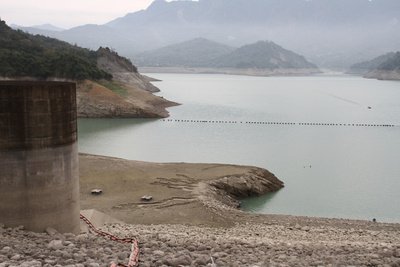 向こう1年、過去10年最悪の水不足か