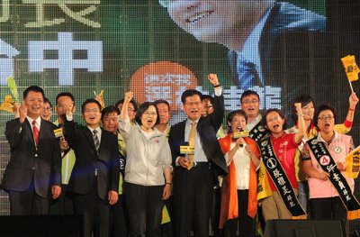 与野党トップ、各地で「最後のお願い」