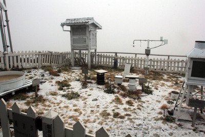 玉山と合歓山で今冬の初雪