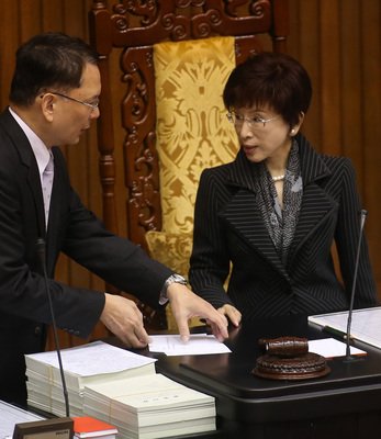 洪・国民党副主席：代理主席はシンプル
