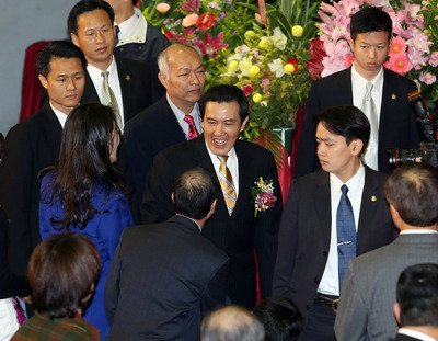 馬・総統：人材育成では外国語と世界観を