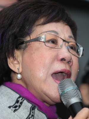 呂秀蓮・元副総統、断食抗議開始