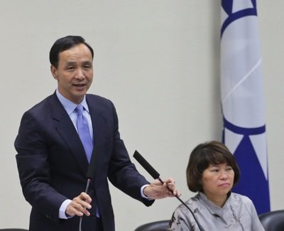朱立倫氏、党資産処分と組織調整約束