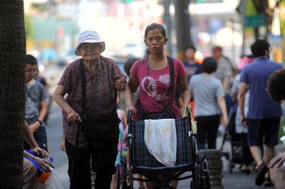 台湾住在の外国人は80万、7割が単純労働者
