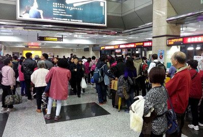 桃園国際空港、旧正月休みで大混雑