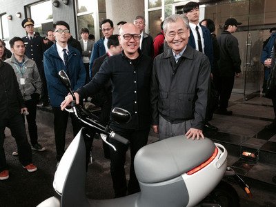 行政院「電動バイクはCO2削減にプラス」