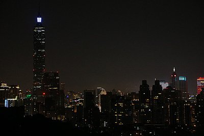 台北市で「アース・アワー」実施、総統府でも