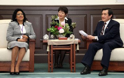馬・総統、ドミニカ共和国の支持に感謝