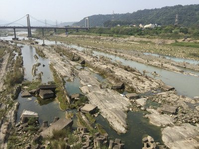 頼みの雨、6日に期待　気象局