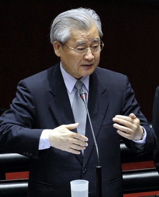 行政院長、「AIIB参加の決定権は台湾に」
