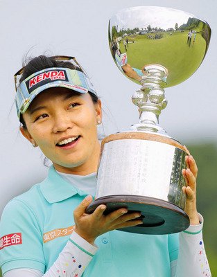 盧曉晴、大会連覇で今季2勝目(女子ゴルフ)