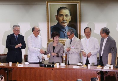 洪秀柱氏、国安顧問団顔ぶれを発表