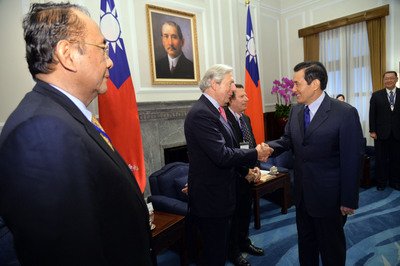 馬・総統、南シナ海問題の平和解決訴え