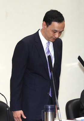 朱氏、総統選候補めぐる混乱を謝罪