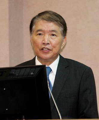 国防部「南シナ海情勢は把握」