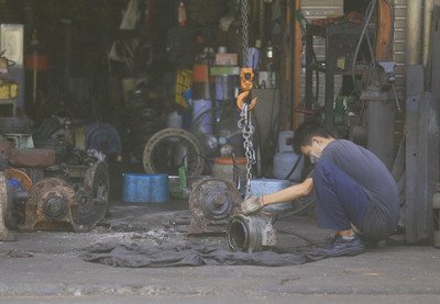 退職金、勤続15年で一括受領可能に