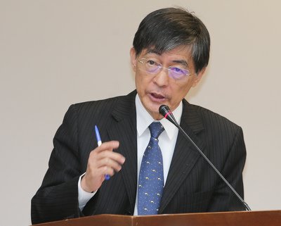 環保署長：月末に予定通り訪仏