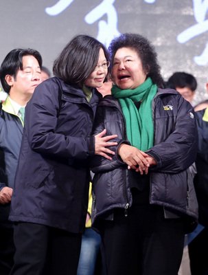 高雄市長：政府機関など南部移転を
