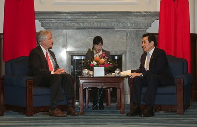 馬・総統、多数党による組閣を希望