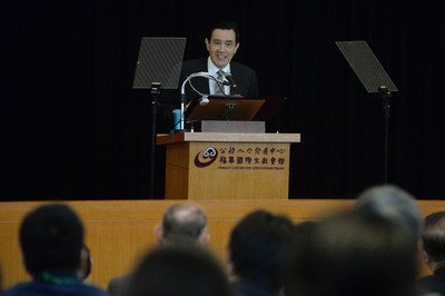 総統：南シナ海平和への成果受け継げ